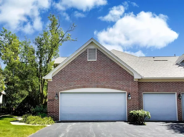 2107 Norwich Ct, Glenview, IL 60026
