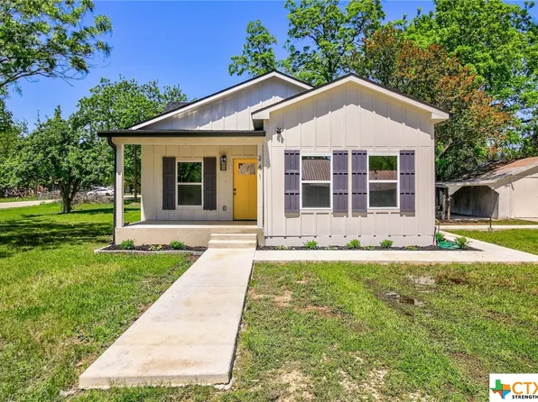 241 S Cotrell St, Bartlett, TX 76511