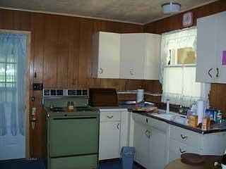2nd image of 10 Wightman Ave