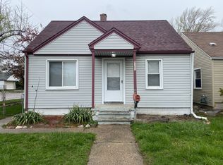 8403 Paige Ave, Warren, MI 48089
