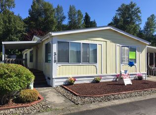319 Peacock Ln, Kelso, WA 98626