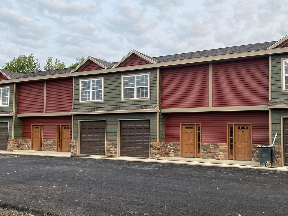 2nd image of 4602 Elizabeth Ln #4