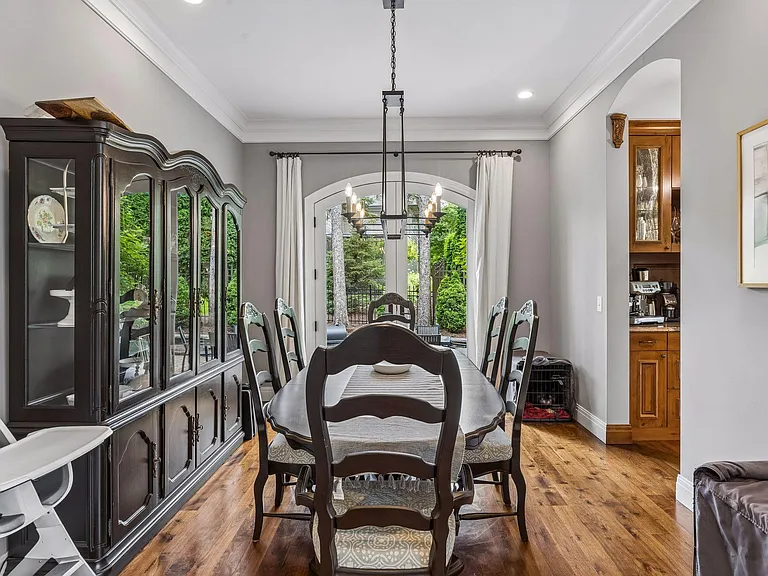 15700 Portico Dr — Photo 20