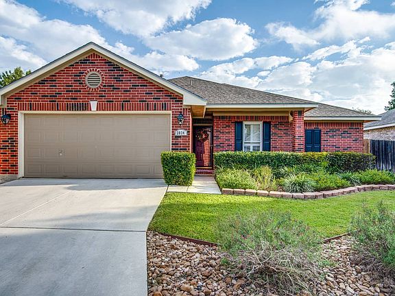 3rd image of 2024 Canyon Vista Dr