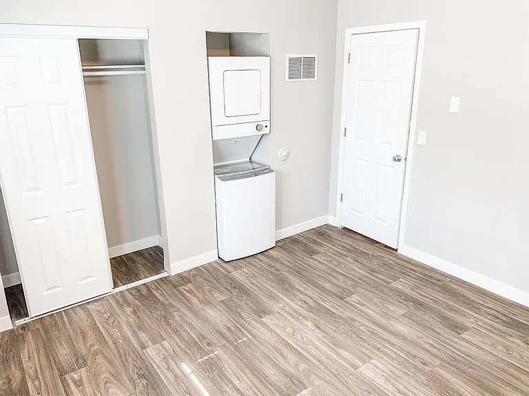 Apartments at Decker Lake Your Everyday Retreat — Photo 22
