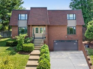 2407 Marbury Rd, Pittsburgh, PA 15221