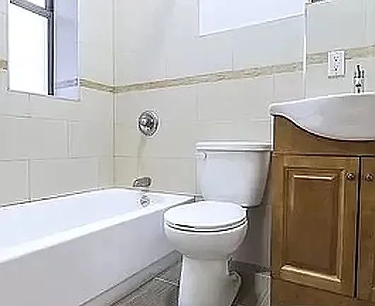 4th image of 160 Sherman Ave APT 7