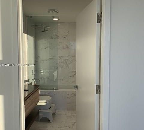 4th image of 350 Ocean Dr Unit 705N
