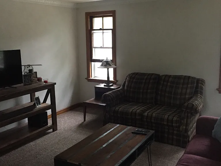 2210 N Lefeber Ave — Photo 3