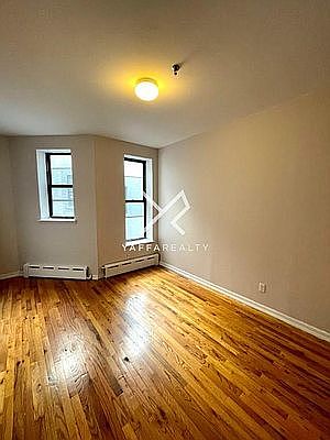 3rd image of 786 Saint Johns Pl APT 3A