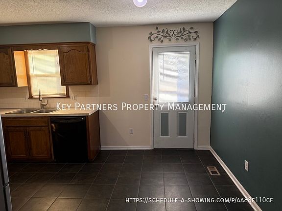 4th image of 13865 S Alden Ct