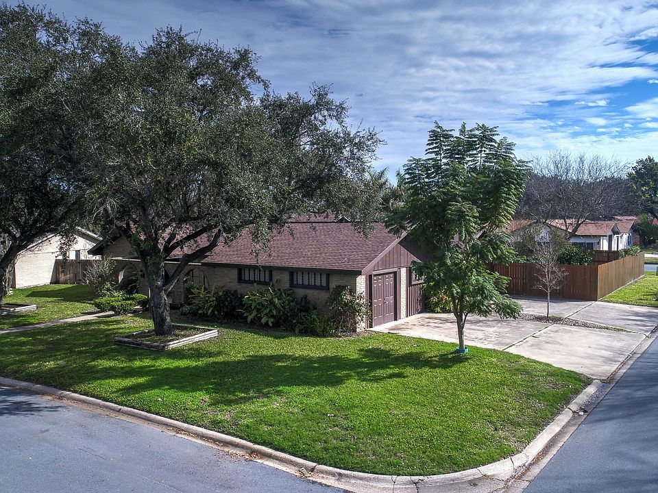 1st image of 1400 Wisteria Ave