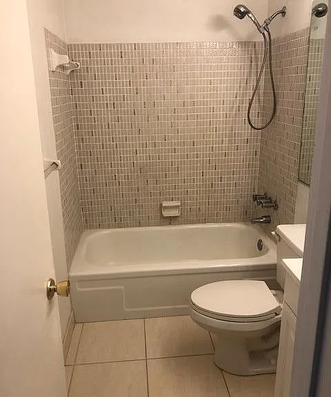 299 SW 7th St #103 — Photo 20