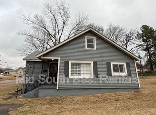 946 Semmes St, Memphis, TN 38111