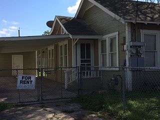 4th image of 818 W Theo Ave #1