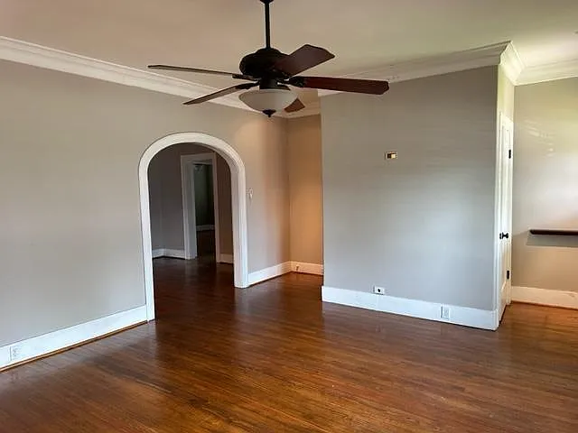 1023 W Gardner St — Photo 5