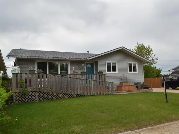 5117 54th Ave, Saint Paul, AB T0A 3A1