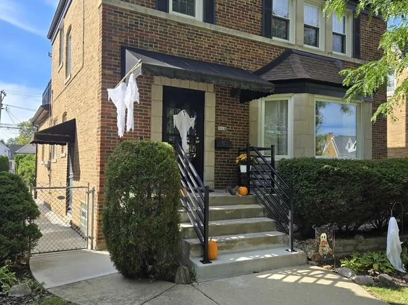 3312 N New England Ave, Chicago, IL 60634