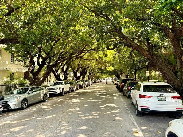 349 Meridian Ave #B-202, Miami Beach, FL 33139