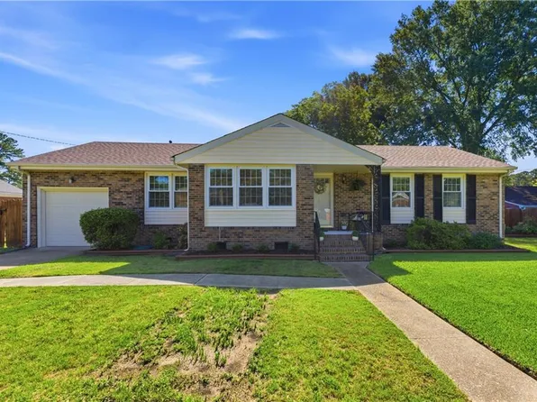 4205 Heather Rd, Portsmouth, VA 23703