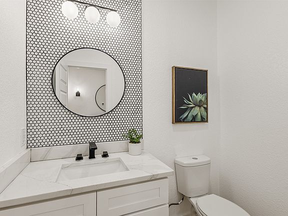 4th image of 3524 Spring Ave
