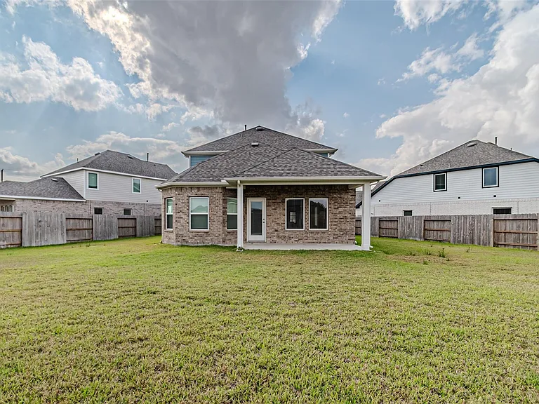 21606 Wave Hollow Dr — Photo 38