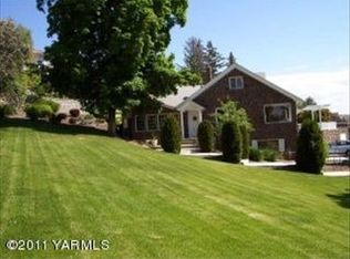 4507 Scenic Dr, Yakima, WA 98908