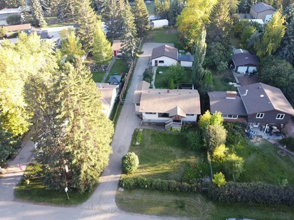7219 N Bow Cres NW, Calgary, AB T3B 2C9