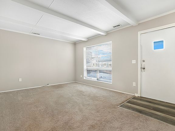 3rd image of 4201 Birchwood Rd