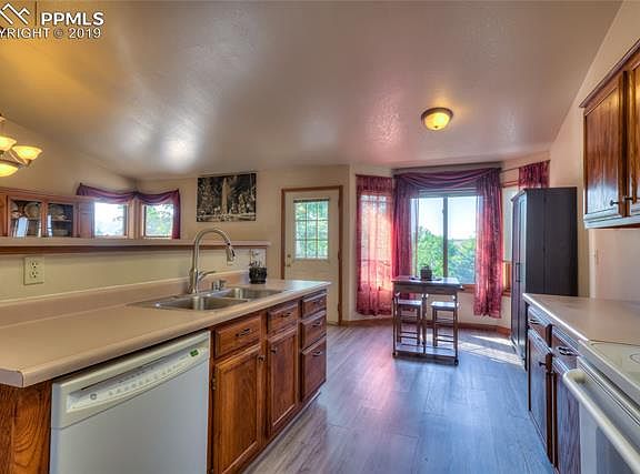 3rd image of 6516 Gemstone Way