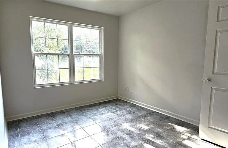 501 Pine Park St #O — Photo 6