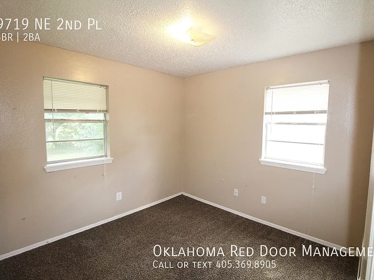 9719 NE 2nd Pl — Photo 7