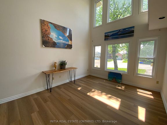 4th image of 101 Southcott Ct