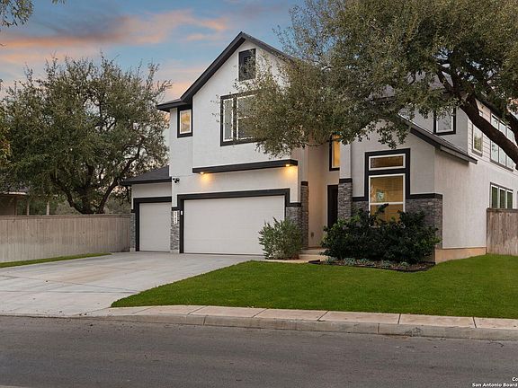 3rd image of 5702 Willow Creek Way