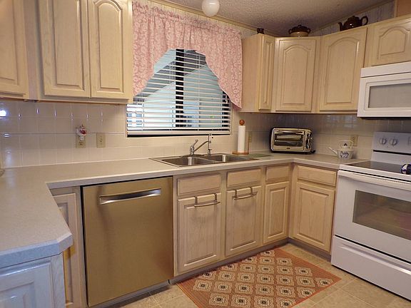 4th image of 987 Quail Dr