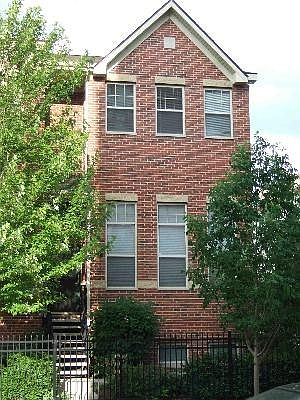 1st image of 3209 N Washtenaw Ave #3209