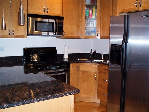 2nd image of 4105 N Lawndale Ave Unit 201