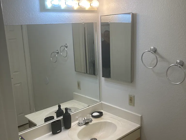 1718 S Longmore St #43 — Photo 4