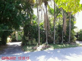 116 SE 9th St, Hallandale, FL 33009