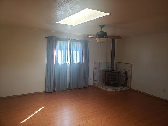 5th image of 4903 Caribbean Ave