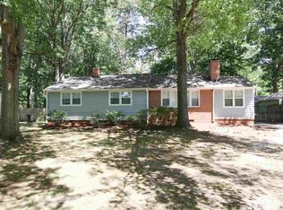 417 Hickory Dr, Chapel Hill, NC 27517