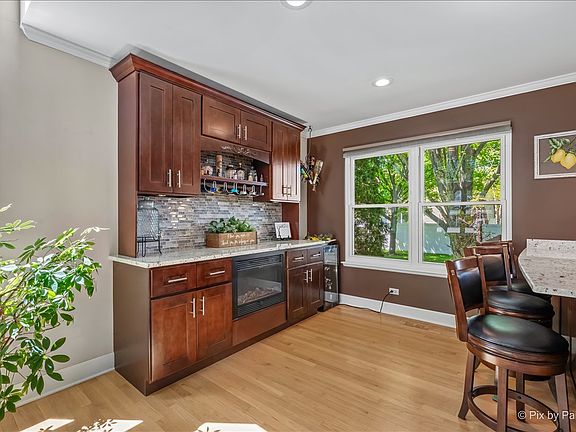 5th image of 1461 Newcastle Ln