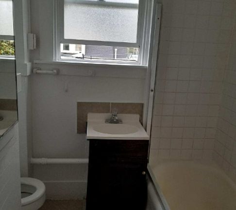 2nd image of 4 College Ave