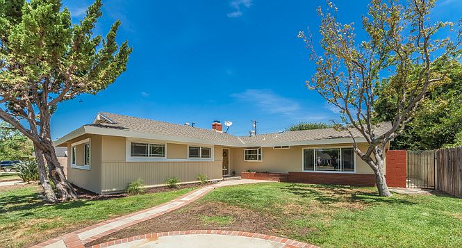 1st image of 653 E Ada Ave
