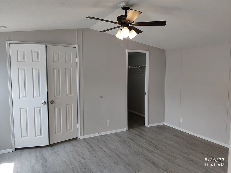 307 Jones Cir — Photo 8