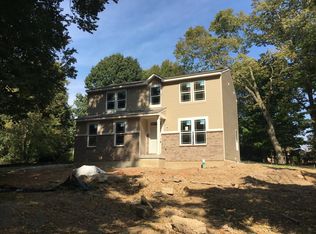 33 Circle Dr, Carmel, IN 46032