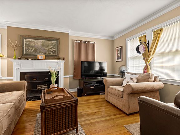 2nd image of 221 N Highland Ave