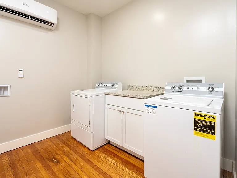 2328 E Douglas Ave — Photo 17