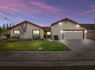 800 Westwind Dr, Lodi, CA 95242
