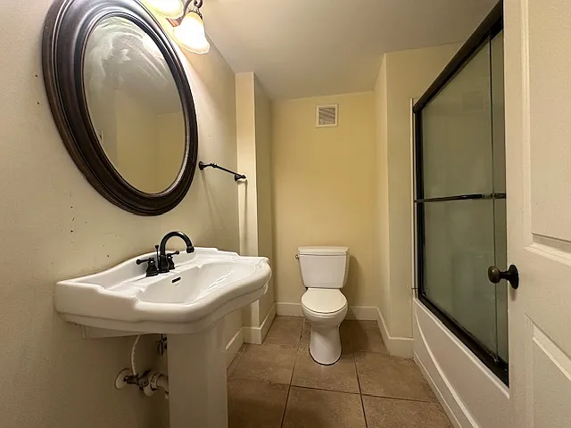 817 N Elm St #G — Photo 5